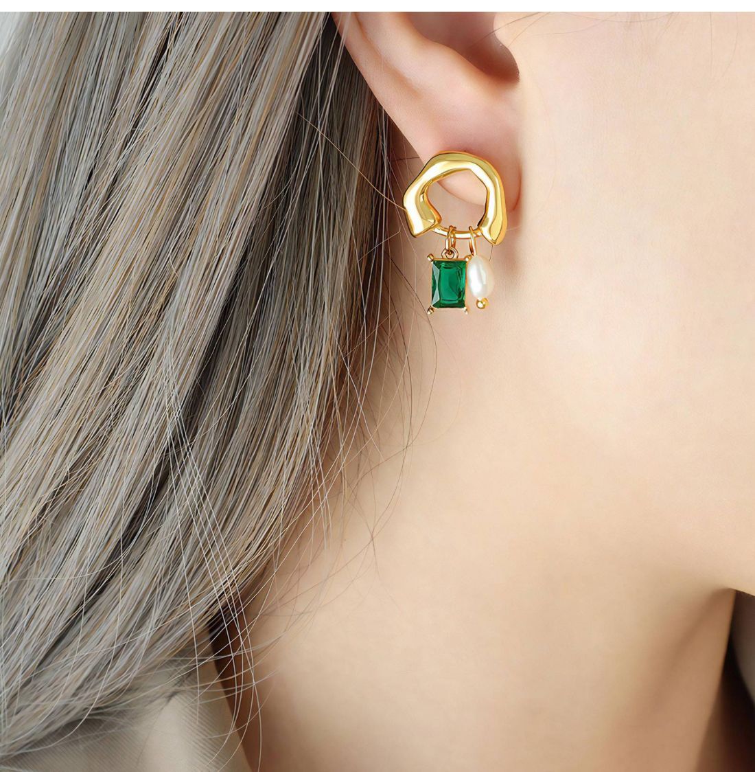 18K GOLD PLATED STAINLESS STEEL "EMERALD PEARL" EARRINGS